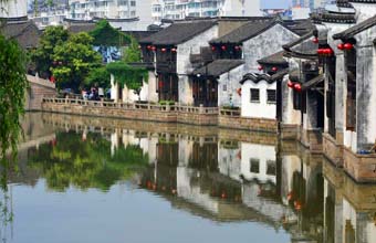 月河.jpg