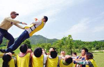 背摔1.jpg